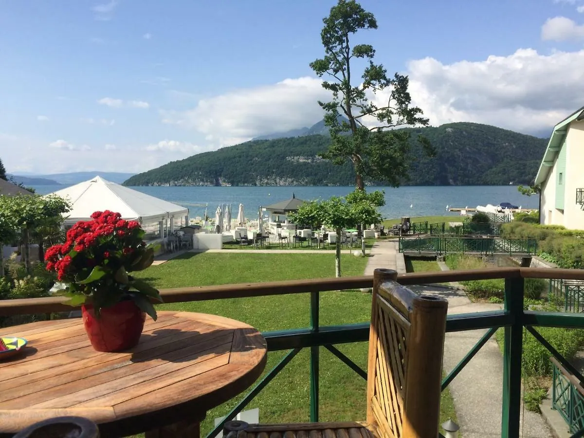 Appartement La Baie Des Voiles ,Vue Lac D'Annecy ,Plage Privee Duingt Frankrijk