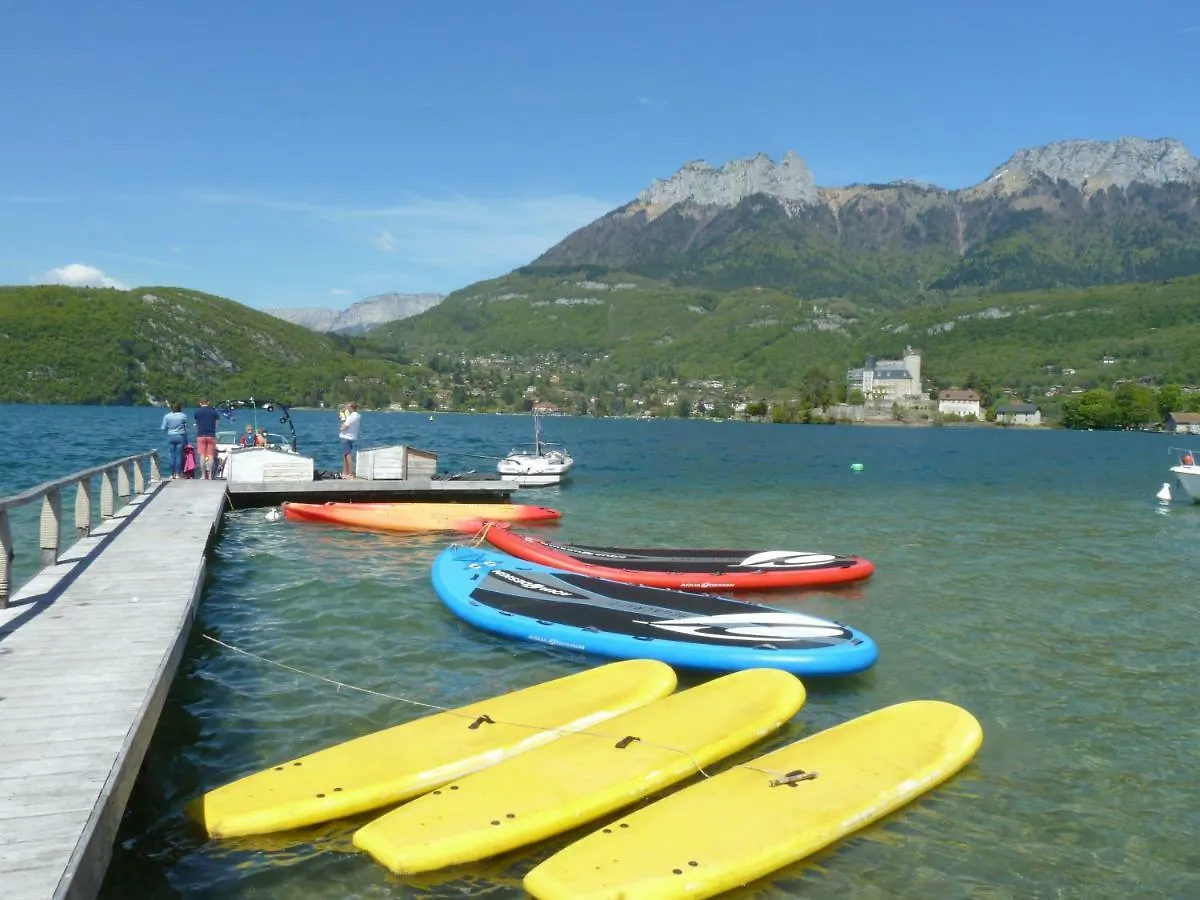 La Baie Des Voiles ,Vue Lac D'Annecy ,Plage Privee Duingt Frankreich